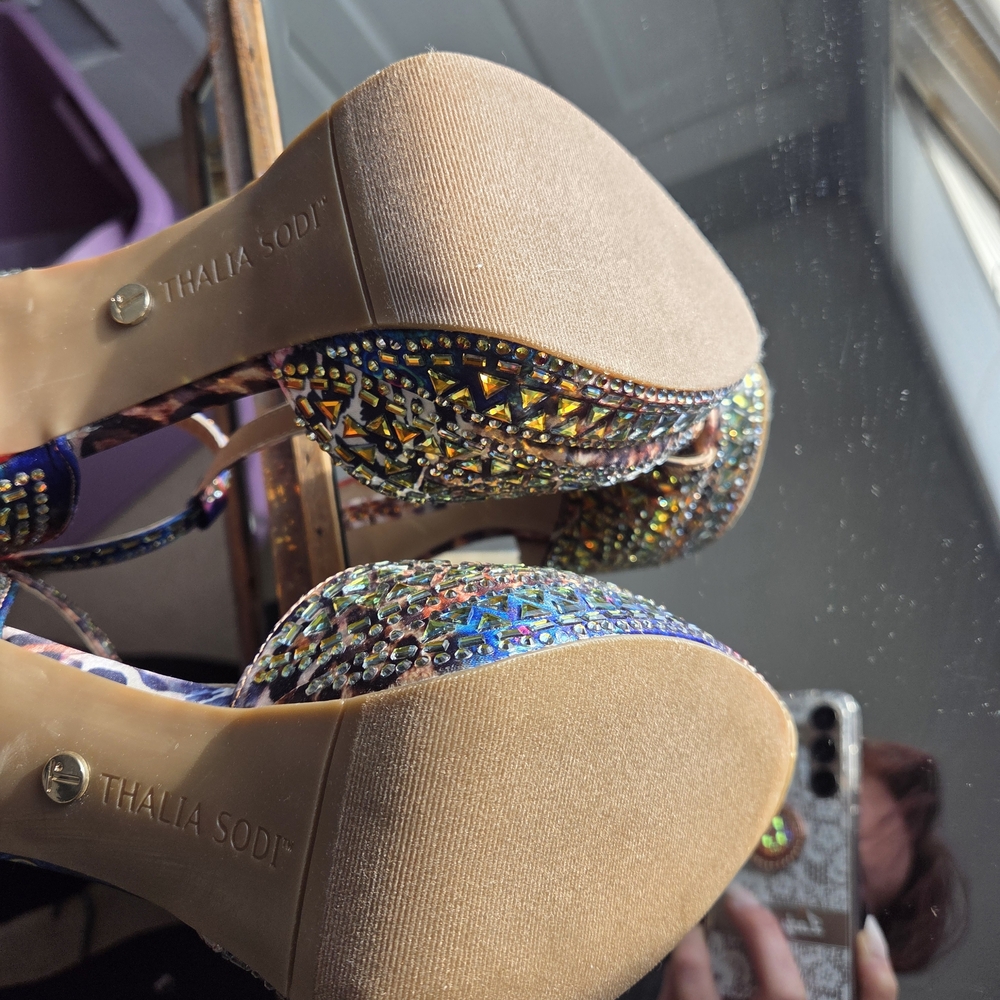 Colorful Embellished Women's Heels - Picture 6 of 8